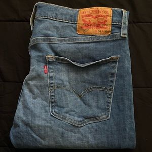 AUTHENTIC LEVI CASUAL JEANS 34x32